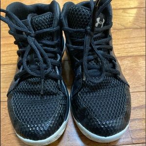 Under Armour comfortable and stylish sneakers